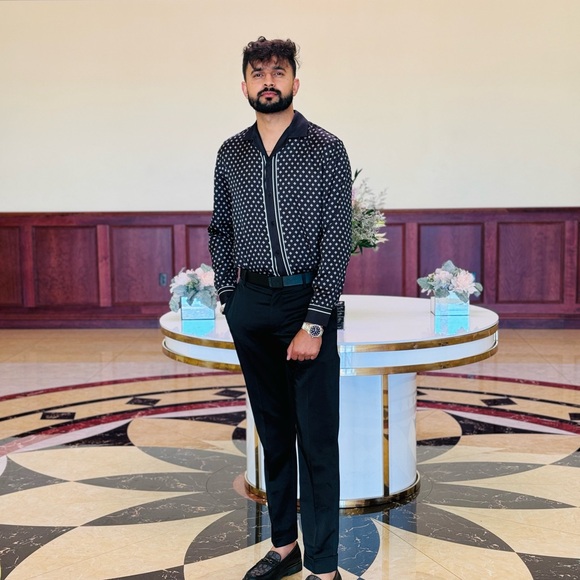 Meet your Posher, Ranjit - Picture 2 of 2